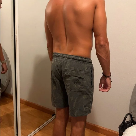 IPD men’s swim trunks - Picture 7 of 11